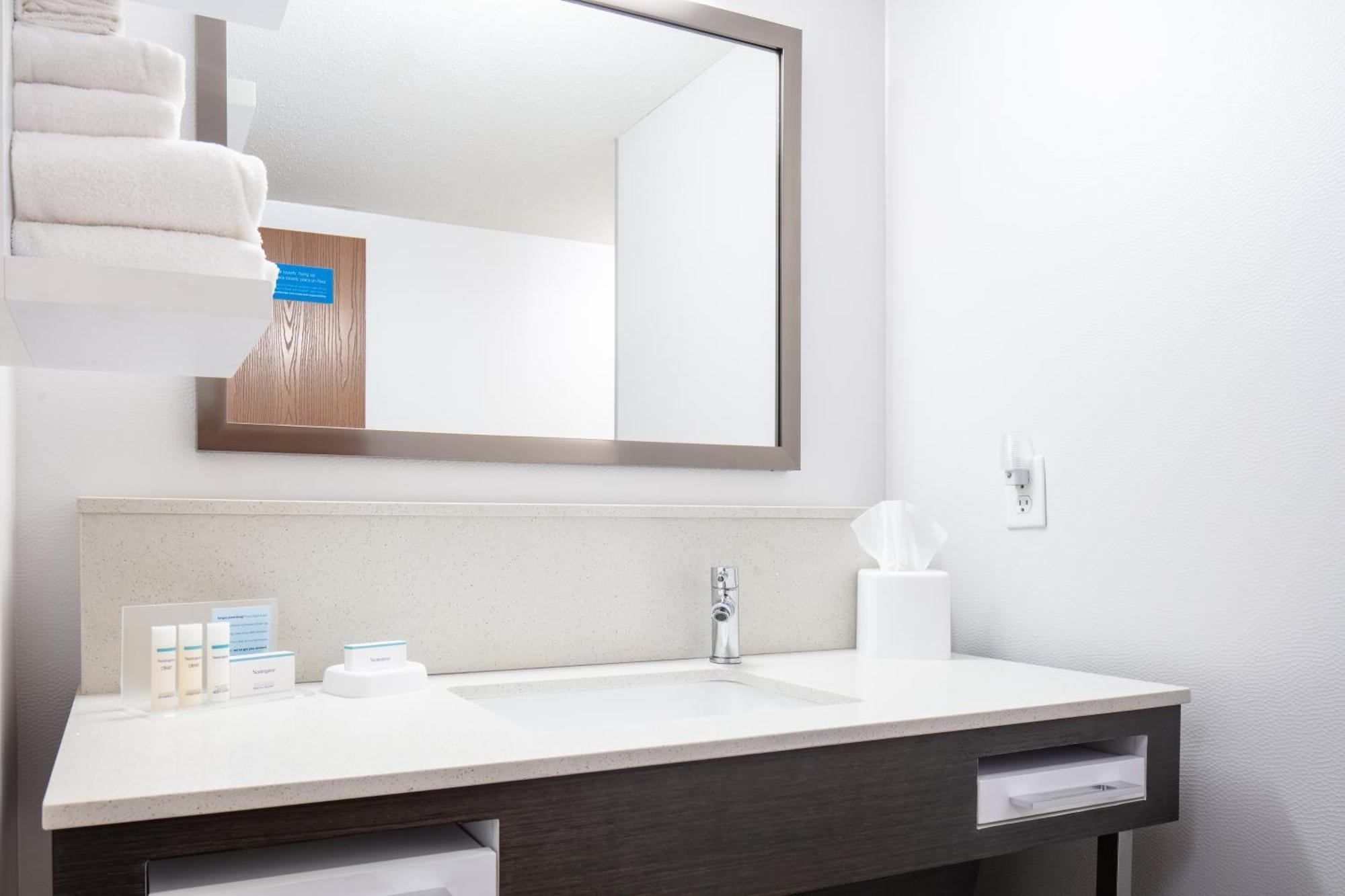 Hampton Inn Freeport מראה חיצוני תמונה